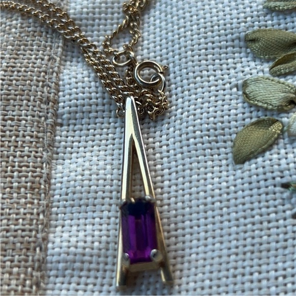 Avon Gold and Purple Pendant Necklace - Picture 2 of 7